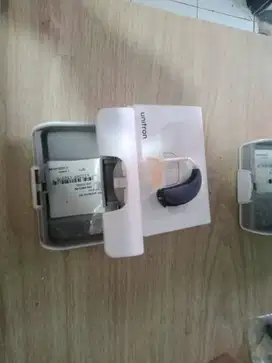 Alat bantu dengar dari baru tidak pernah di pakai