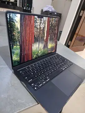 Macbook M3 Ibox 512/24gb