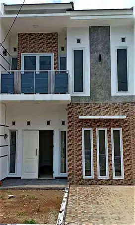 Rumah 2 lantai siap huni tanah luas lokasi strategis dekat Bintaro