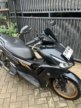 Yamaha aerox 2022 hitam doff ABS