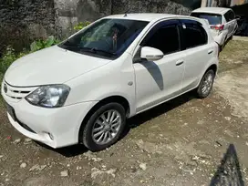 Toyota Etios Valco 2013 Bensin