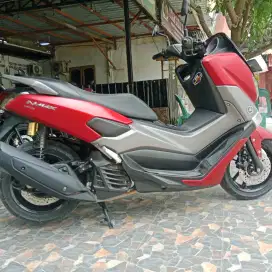 Motor Yamaha nmax  standar