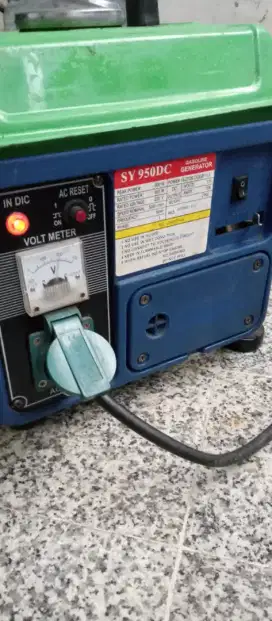 Genset 2 tak merek seiyu 850watt. Rata2 650watt.bisa tukertambah ..