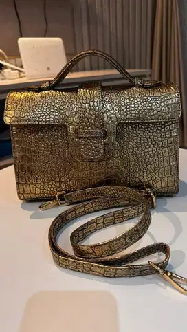 Tas kulit sapi motif croco