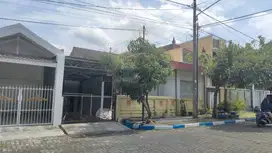 Dijual Rumah Klasik Terawat Di PBI Araya Malang