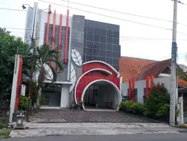 Hotel kost wahid hasim seturan 25 kamar tidur strategis
