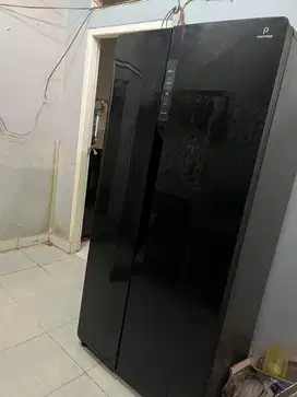 Kulkas side by side pintu kaca