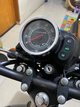 w175 se tahun 2022 biru doff