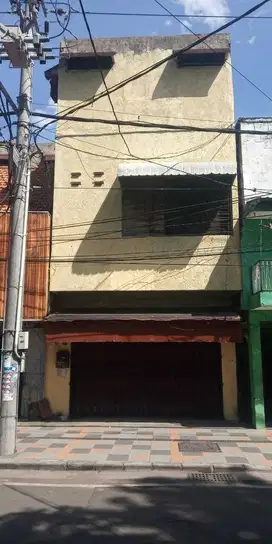 Ruko 3lantai lokasi komersial di Raya Bubutan Surabaya Barat sangat st