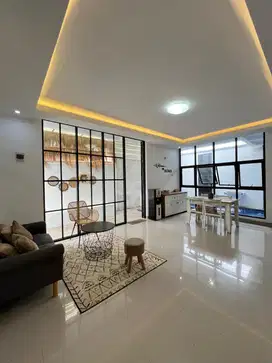VILLA ESTETIKA LESTI TENGAH KOTA BATU