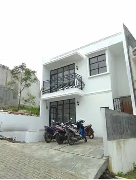 TANPA DP( DP 0%) RUMAH JATIHANDAP DEKAT GEDUNG SATE