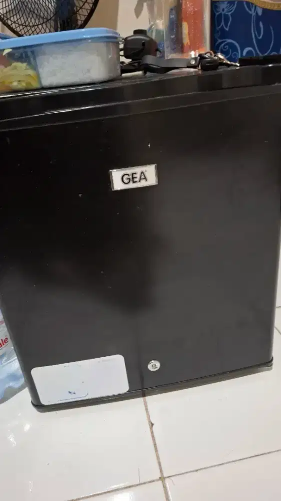 Kulkas mini Gea