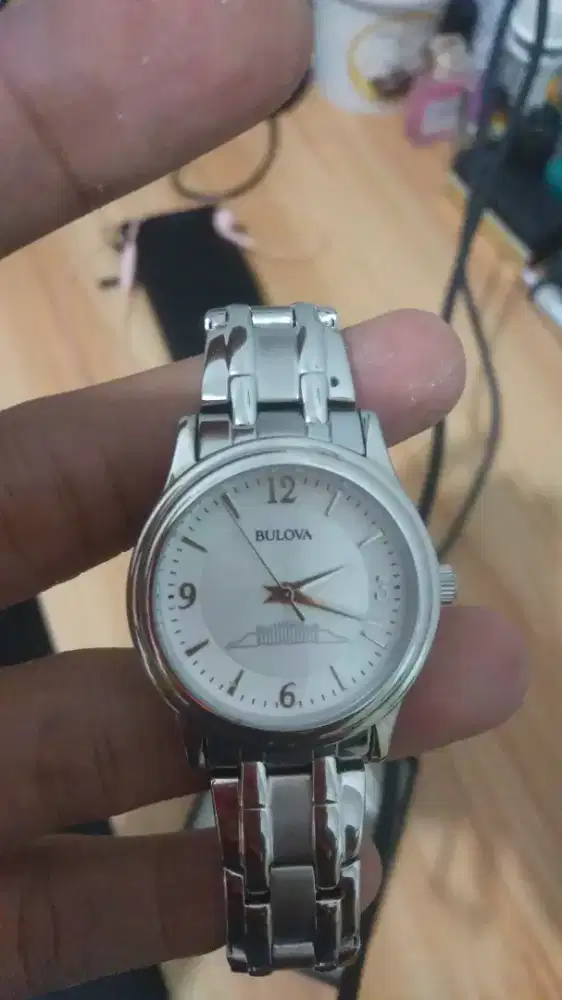 Jam tangan merk BULOVA