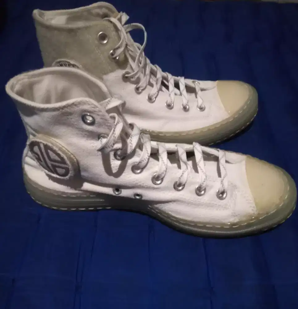 Sepatu Converse