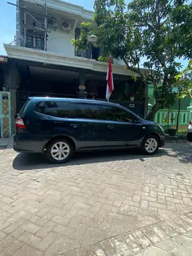 Nissan Grand Livina 1.5XV L11 2013