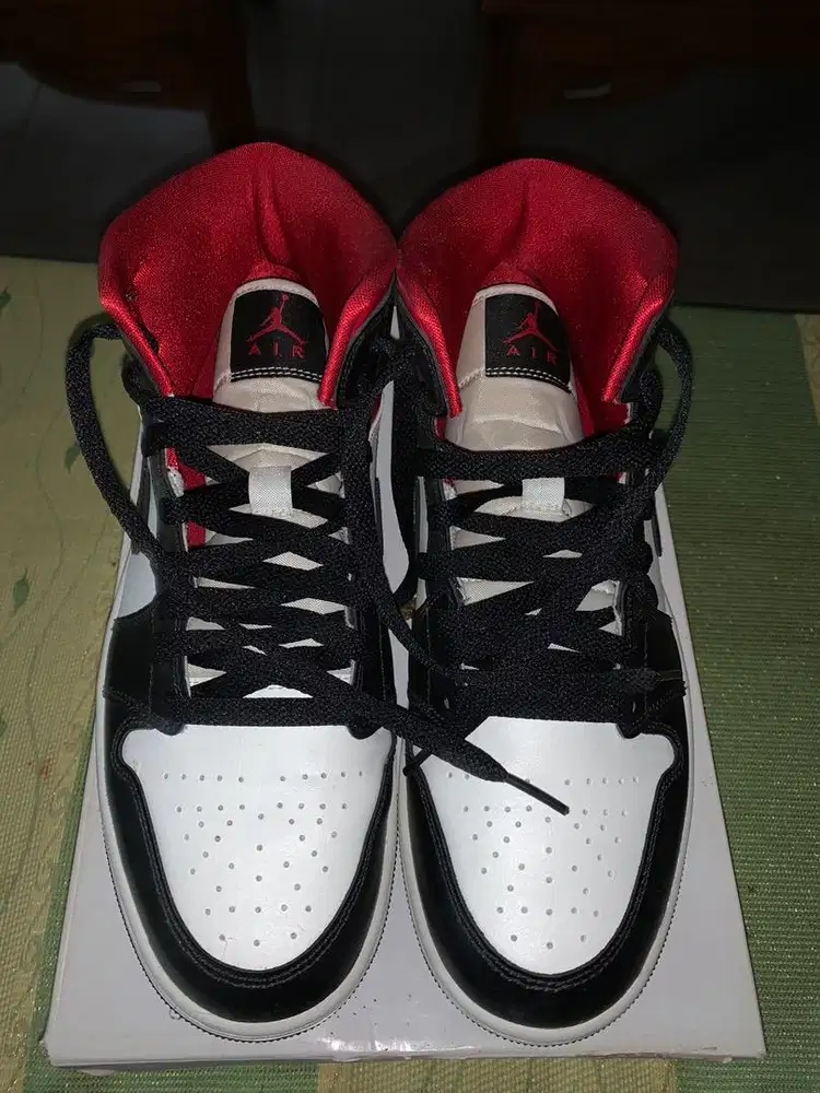 Air Jordan Red Gym Panda ( Original )