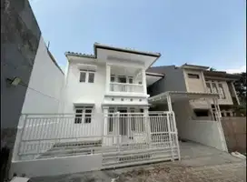 Dijual Rumah Siap Huni di komplek Pakuan Tajur