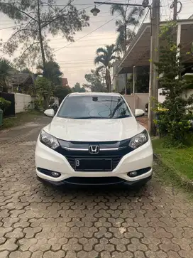 Honda HRV type E matic th 2015 akhir desember pemakaian 2016