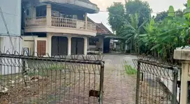 Tanah Tengah Kota bonus Rumah di Jl. Indraprasta, Semarang Tengah