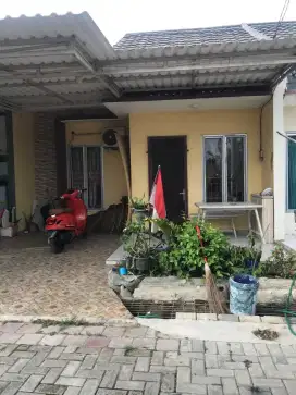 Disewa Rumah Sepatan