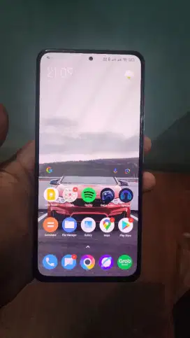 POCO F3 8/256 Retak