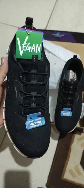Skechers glide step