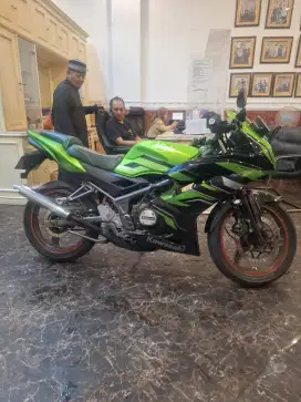 HUB IMA FOR SALE NINJA 150 RR 2015 . TIDAK BISA KREDIT . COD WELCOME