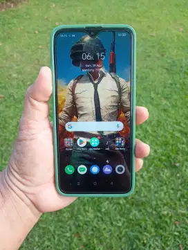 Realme 5 pro ram 4 /128 snapd 712 second