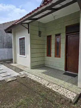 Rumah Bagus Nyaman di Taman Kopo Indah 2 Bandung
