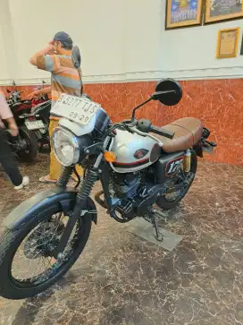 HUB IMA DP 3.5 JT KAWASAKI W175 CAFE 2021 . SYARAT KREDIT KTP & KK