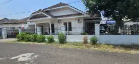 Rumah hook di tengah kota kediri