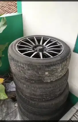 Jual velg + ban nya ring 16 baut 4 ada 4 ban