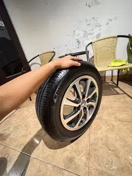 Velg & ban serep baru