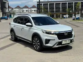 Honda BR-V Prestige Sensing CVT 2023 PUTIH