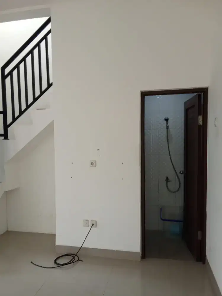Disewakan rumah cantik  Harga Murah - 10