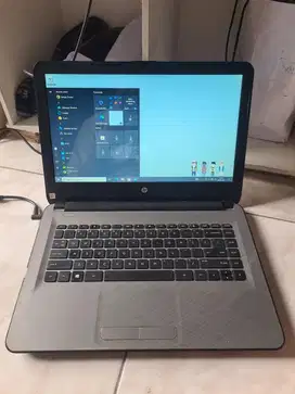 Laptop Hp 14 Amd a8 Ram 8gb udah ssd