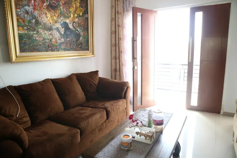 Rumah Dijual Di Lembang Bandung Barat 2 Lantai 5 Kamar Tidur Mewah Cantik Siap Huni Type 222/184 - 8