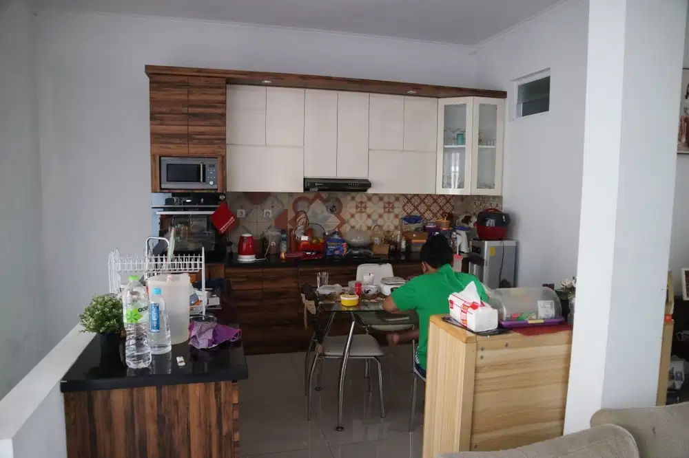 Rumah Dijual Di Lembang Bandung Barat 2 Lantai 5 Kamar Tidur Mewah Cantik Siap Huni Type 222/184 - 10