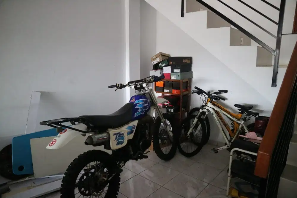 Rumah Dijual Di Lembang Bandung Barat 2 Lantai 5 Kamar Tidur Mewah Cantik Siap Huni Type 222/184 - 13