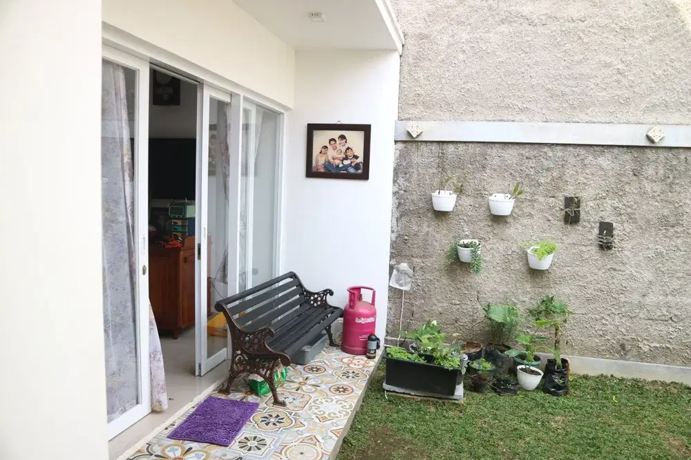 Rumah Dijual Di Lembang Bandung Barat 2 Lantai 5 Kamar Tidur Mewah Cantik Siap Huni Type 222/184 - 15