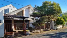 Dijual Cepat Rumaha Manyar Kertoadi