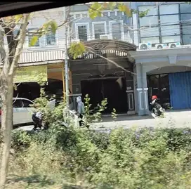 DISEWAKAN RUKO PANJANG JIWO