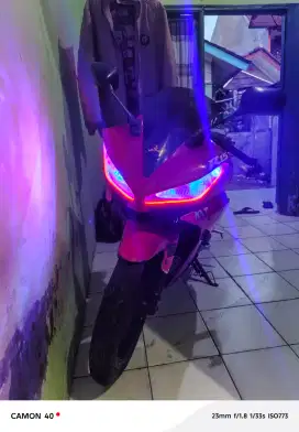 Jual yamaha R15 V2 2016,standart pabrik.