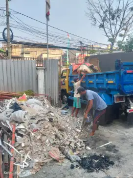 Jasa buang sampah proyek puing tanah & jual urugan murah terdekat