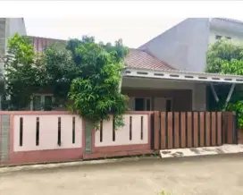 JUAL RUMAH LUAS SEHAT SEMI FURNISHED STRATEGIS KOTA BOGOR