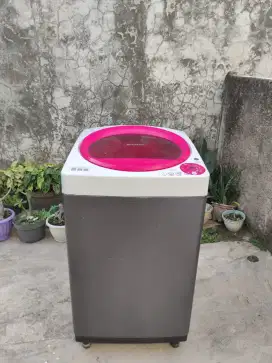 Mesin cuci top loading shrap 10 KG
