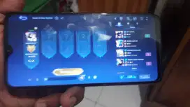 Oppo F9 4/64 4G..
