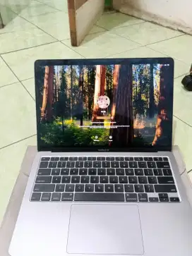 Macbook air retina 13inch 2020
