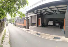 Di Jual Rumah Mewah dekat pintu tol kukusan dan  Universitas Indonesia