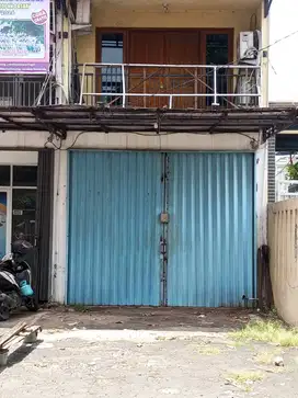 Ruko 2 lantai siap pakai strategis di Jl H Naman Jakarta Timur